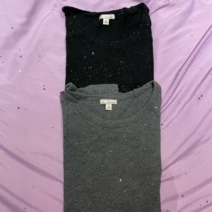TWO GAP SPARKLY BLACK AND GRAY T SHIRTS SIZE XL